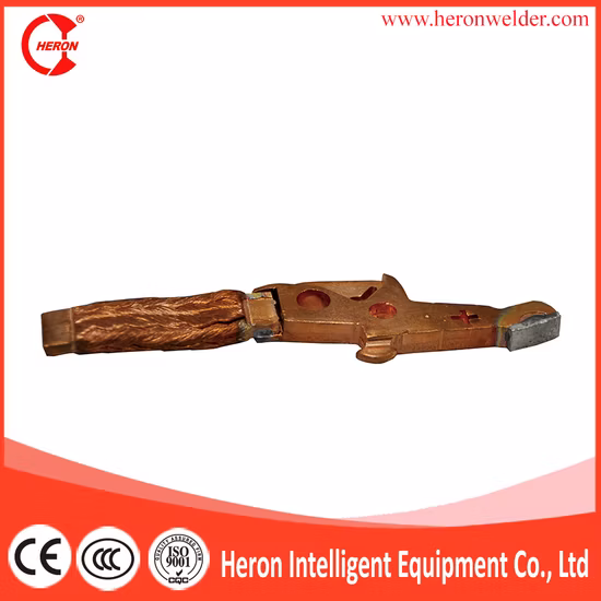 Machine de soudage par résistance à deux stations 440kVA pour barre omnibus en cuivre